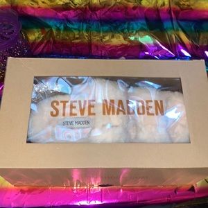 Brand New Steve Madden Sandles